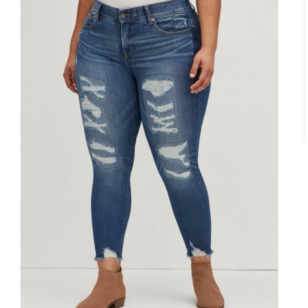 TORRID Bombshell skinny Premium Stretch high rise deconstructed jeans